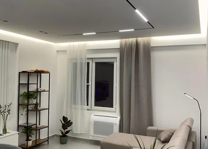 Seaside Golem (Tirana)